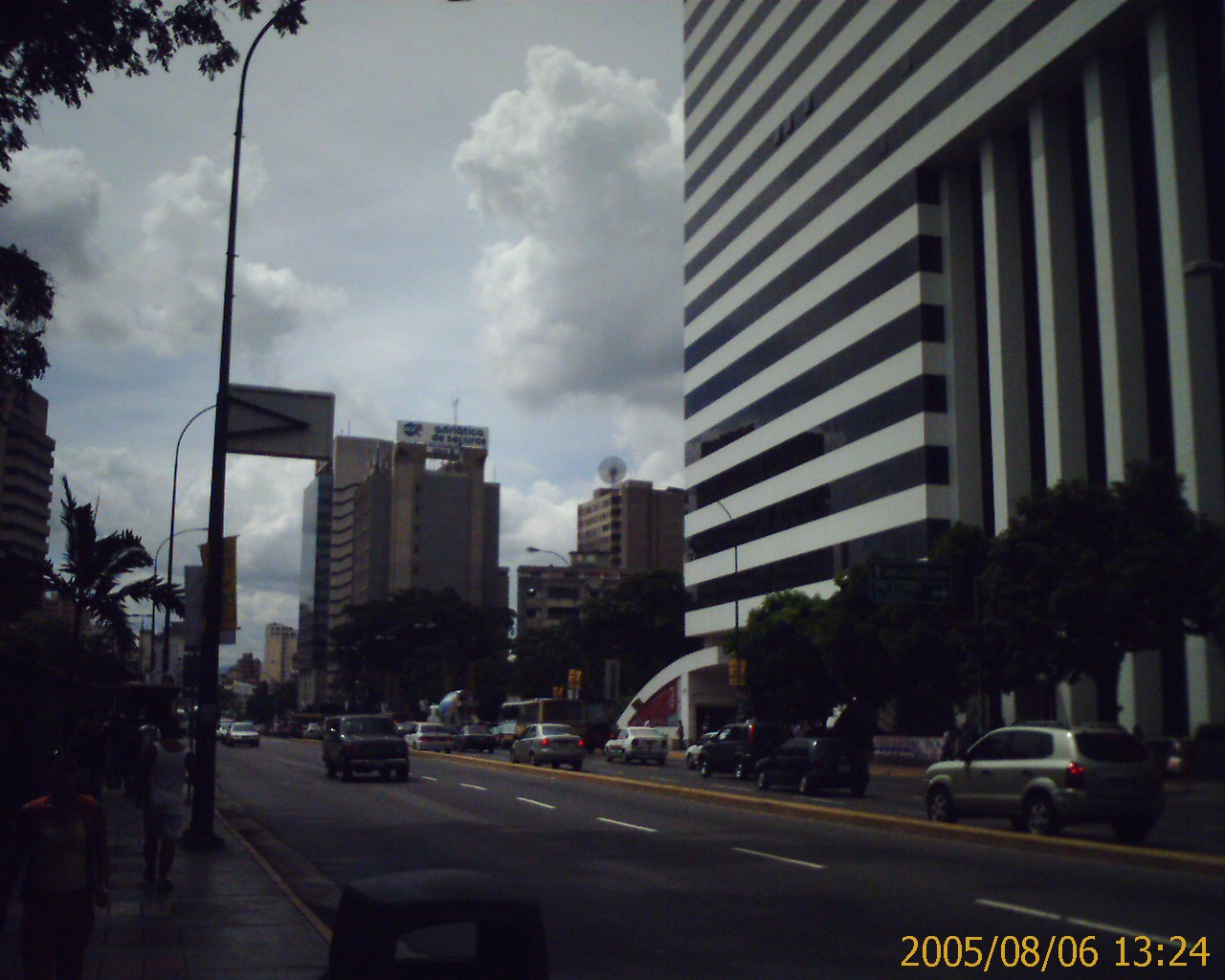 200508061324_00412.jpg